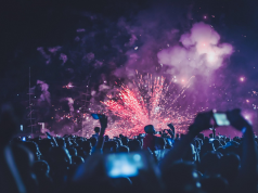 Tak pernah ketinggalan coachella berkat Pinjaman Online digibank KTA