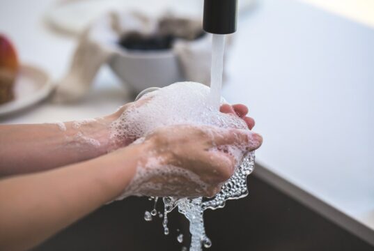 Jangan Salah Pilih, Ini 8 Tips Memilih Sabun Cuci Tangan yang Tepat untuk Anda Sabun Cuci Tangan