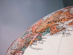 Dekode Inggris: Paspor Anda ke Dunia Global!