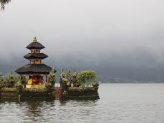 Mengapa Bali Menjadi Tujuan Wisata Menyelami Keindahan Alam dan Kekayaan Budaya pariwisata bali