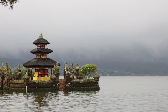 Mengapa Bali Menjadi Tujuan Wisata Menyelami Keindahan Alam dan Kekayaan Budaya pariwisata bali